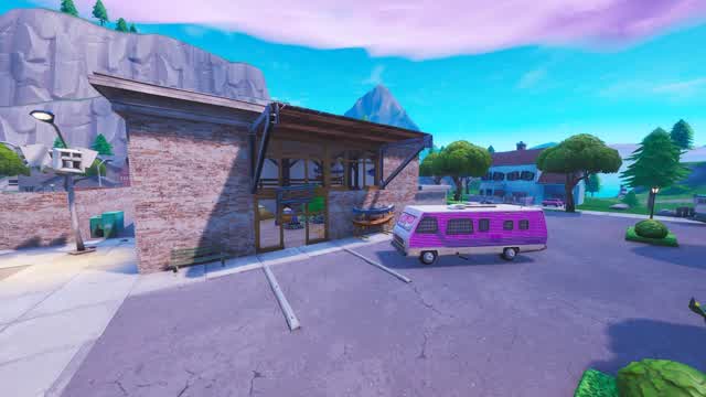 FFA ZONE WARS first person