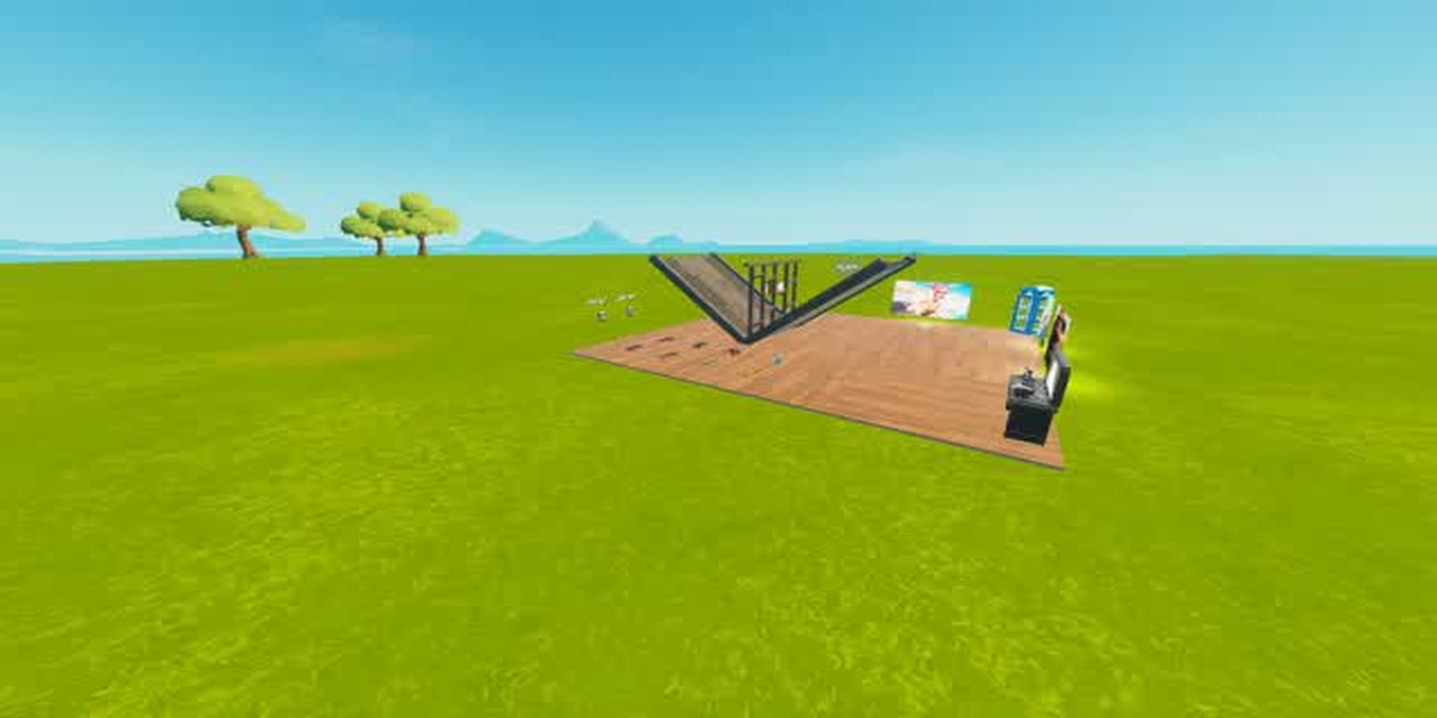 KHALYPSE & HORTYLNE 1V1 BUILD FIGHT