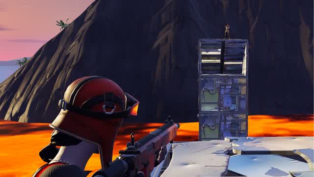 1V1 RISING LAVA BOXFIGHTS